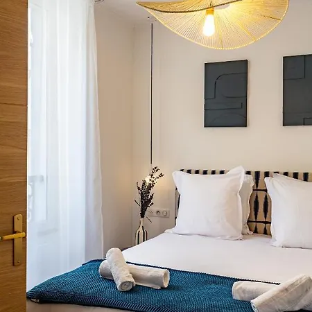 The Blue Downtown Montmartre פריז