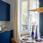 The Blue Downtown Montmartre Paris